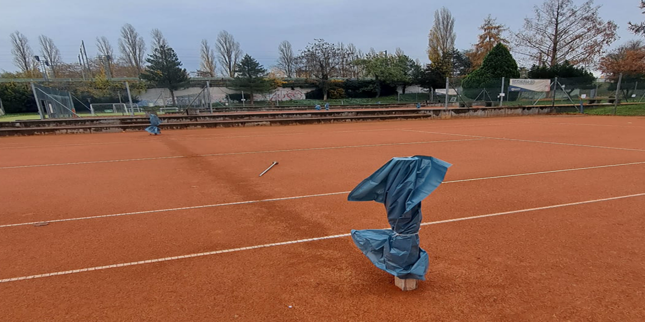 Außenanlage im Winterschlaf